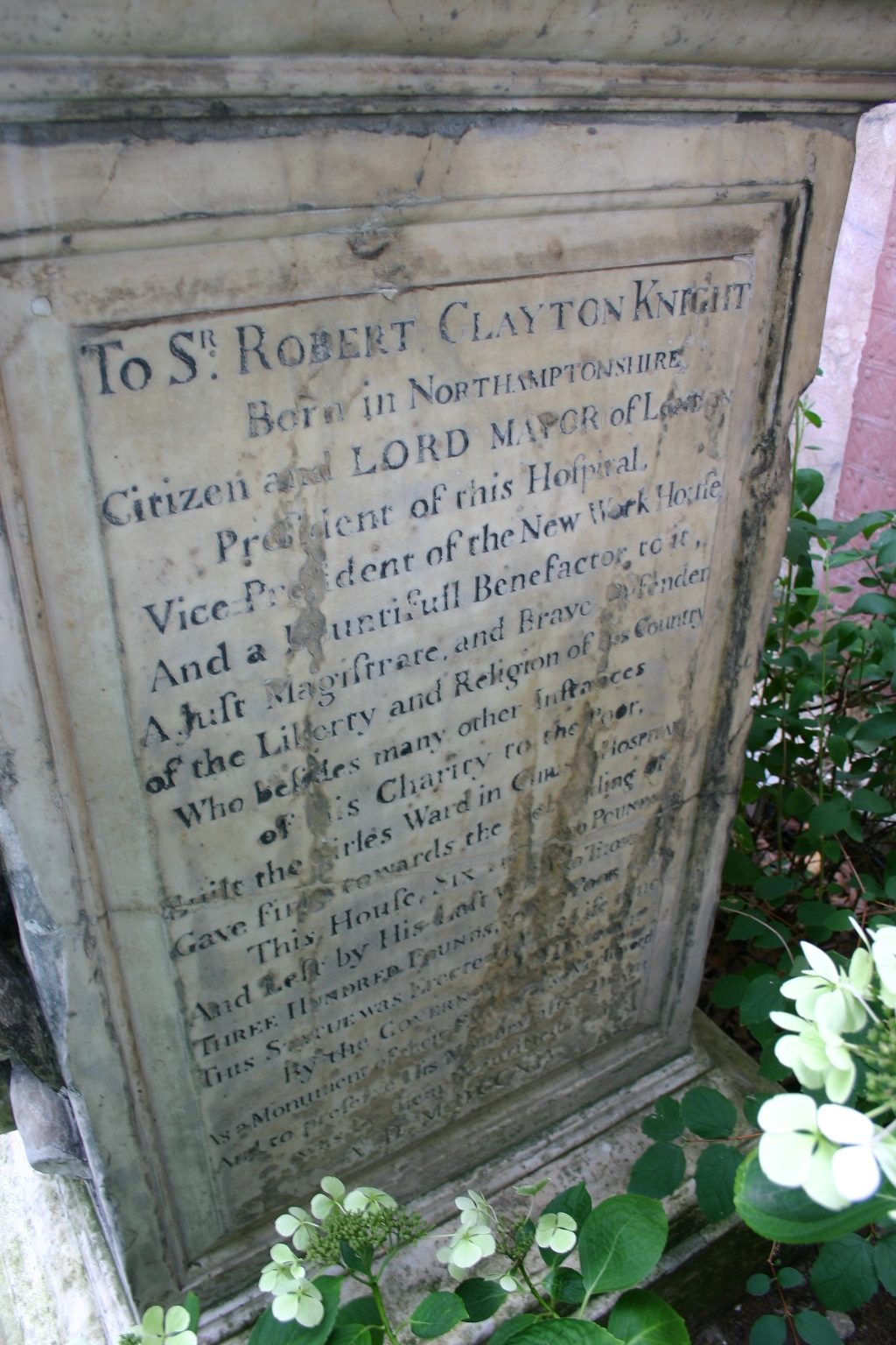 Robert Clayton's monument, St Thomas', London - 03.JPG